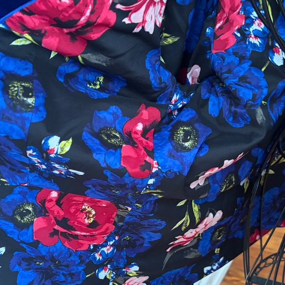 WHBM Blue Velvet Studio Blazer - Picture 5 of 7